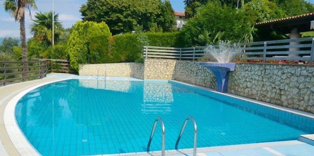 Albergo Alla Pineta,Montebelluna>>Caerano Di San Marco,3 star