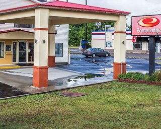 Econo Lodge St George,Near St. George United Methodist Church,2 star