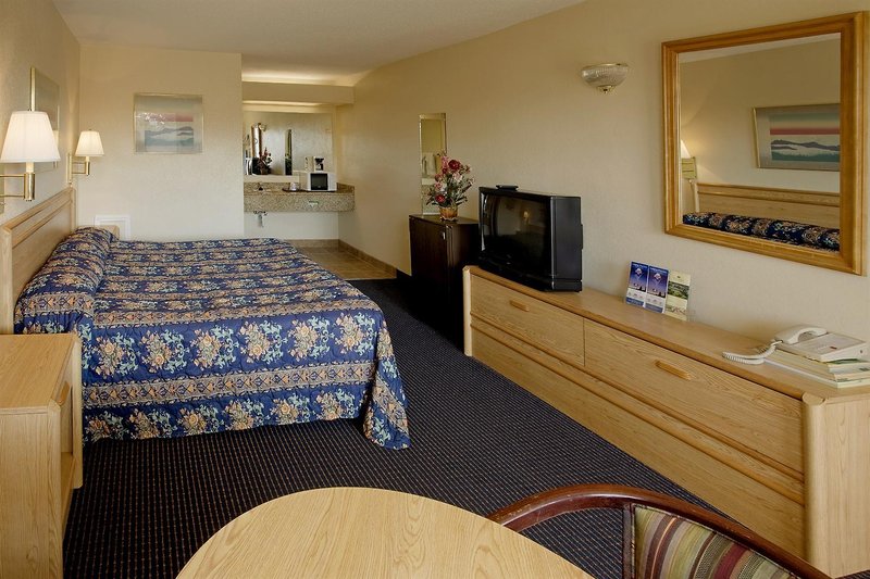 americas express inn south hill