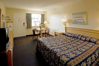 Americas Express Inn South Hill,La Crosse>>South Hill,2 star