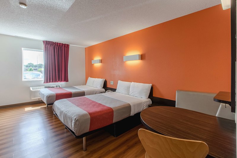 motel 6 omaha central