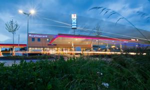 Euro Rastpark Zum Eichenzeller,Near Shopping Centre,3 star
