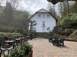 hotel restaurant waldlust