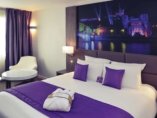 Mercure Lyon Est Chaponnay,Near Business Park Of The Vallee De L'ozon,4 star