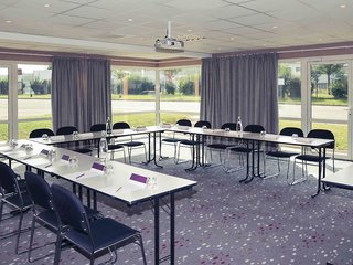 Mercure Lyon Est Chaponnay,Near Business Park Of The Vallee De L'ozon,4 star