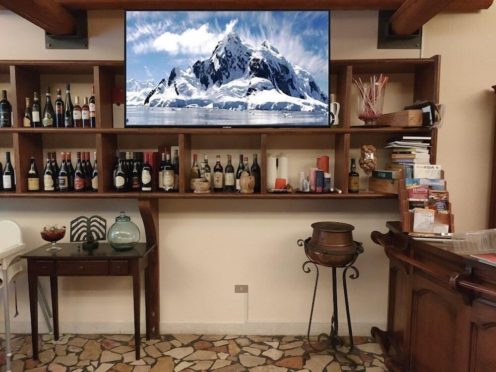 quari hotel restaurant and pizza