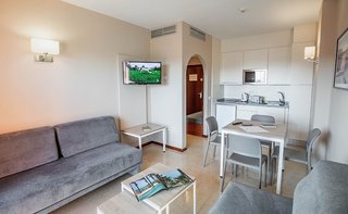 aparthotel myramar fuengirola