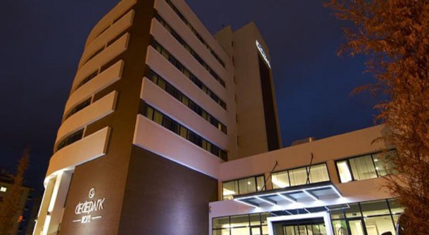 dedepark hotel