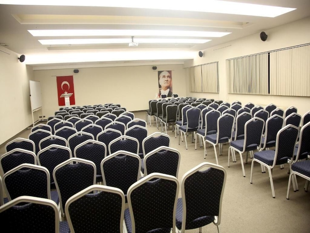 dedepark hotel