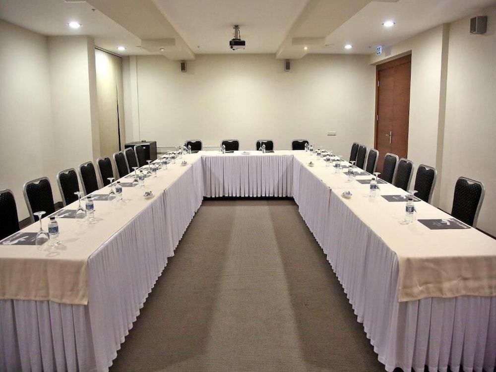 dedepark hotel
