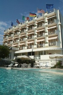 Hotel Il Negresco,Lucca>>Forte Dei Marmi,4 star
