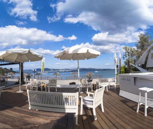 Almira Mare,Chalcis>>Central Greece,4 star