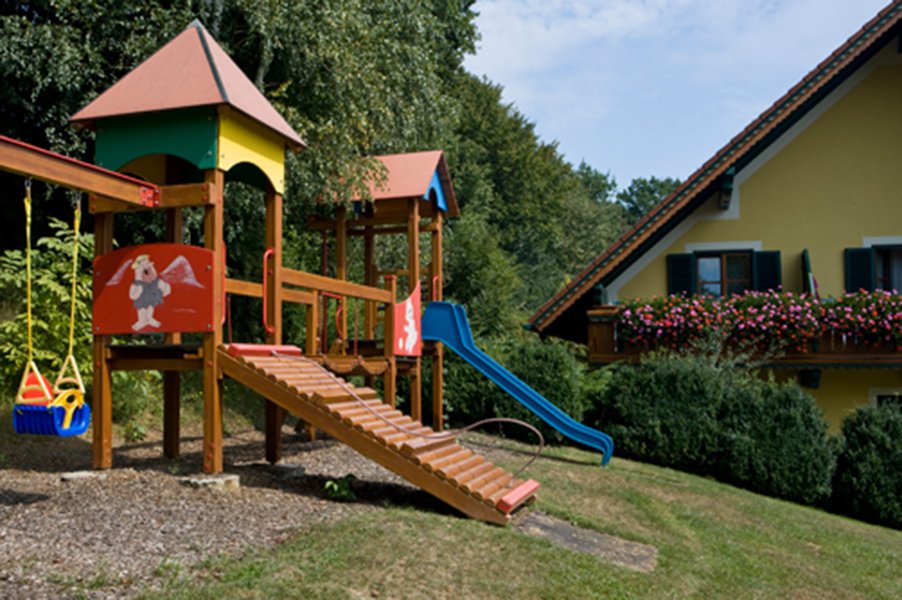 Pension Thermenland,Hartberg-Fürstenfeld>>Bad Waltersdorf,4 star
