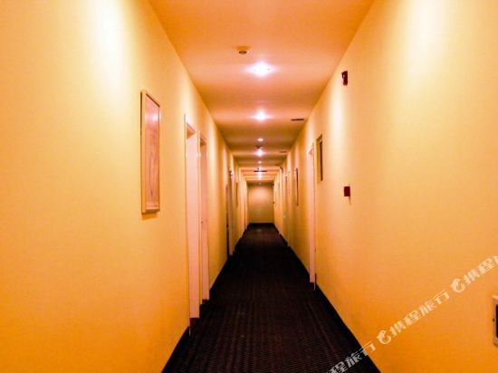 hanting hotel yinchuan railway station xixa wanda plaza