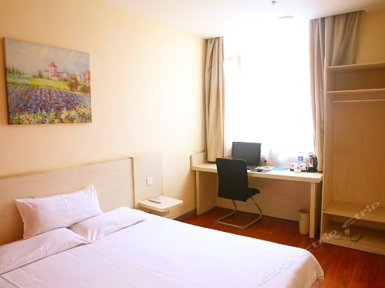 hanting hotel yinchuan railway station xixa wanda plaza