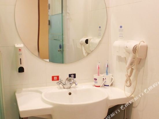 hanting hotel yinchuan railway station xixa wanda plaza
