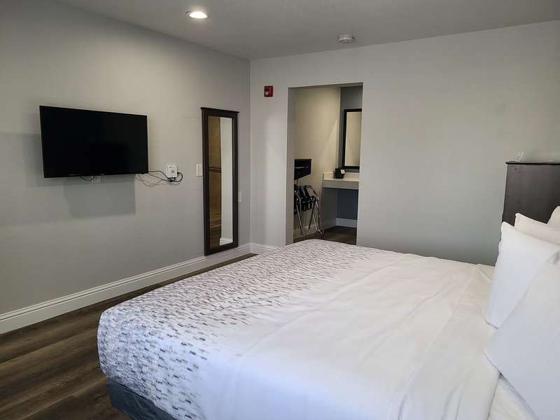 chowchilla inn