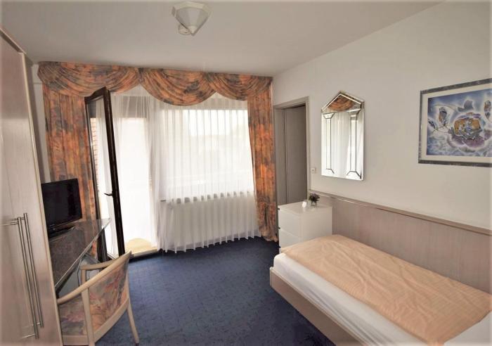 hotel alena