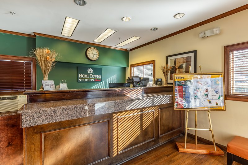 hometowne studios by red roof atlanta chamblee