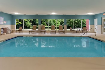 holiday inn express hotel and suites charlotte arrowood by ihg