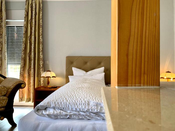 ratskeller hotel and restaurant lindow