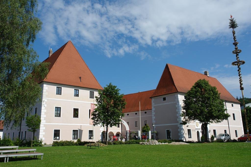 Schloss Hotel Zeillern,Linz>>Amstetten,3 star