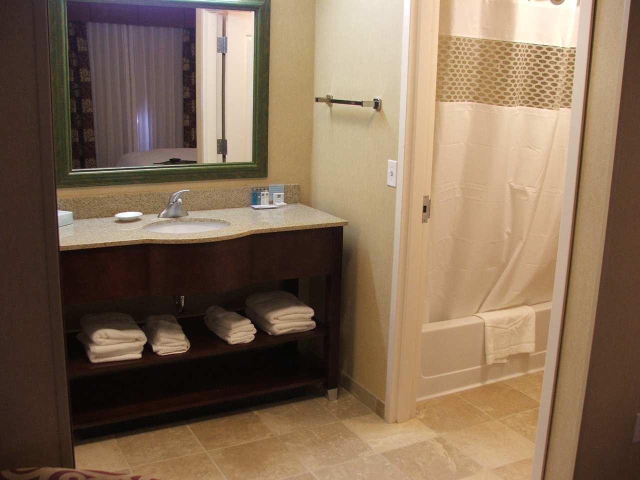 hampton inn tremonton