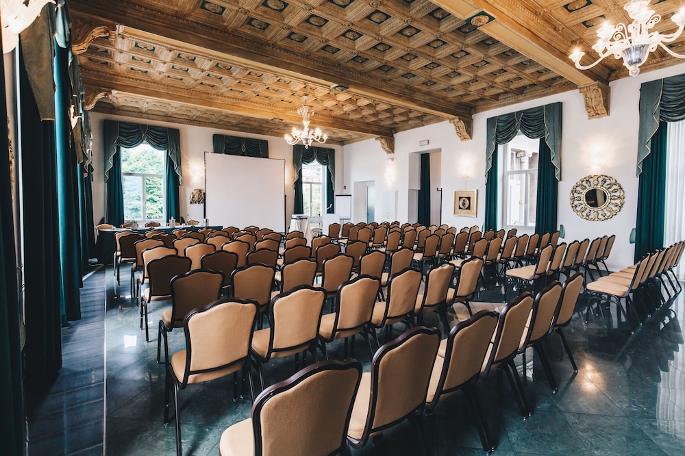 hotel araba fenice