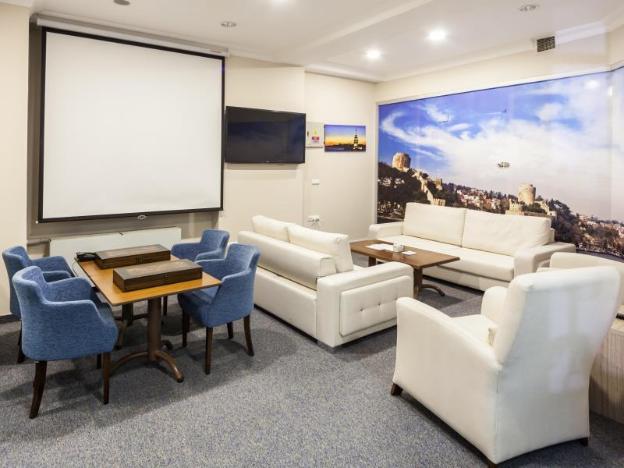 hotel golden way giyimkent