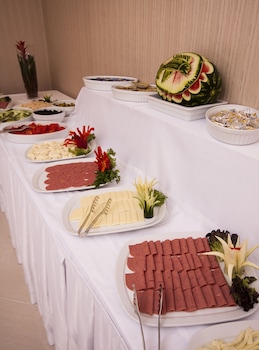 hotel golden way giyimkent