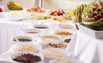 hotel golden way giyimkent