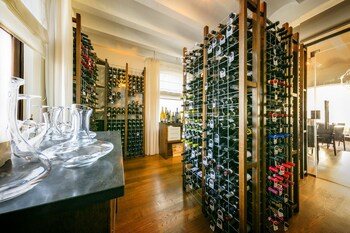 hotel restaurant valuas