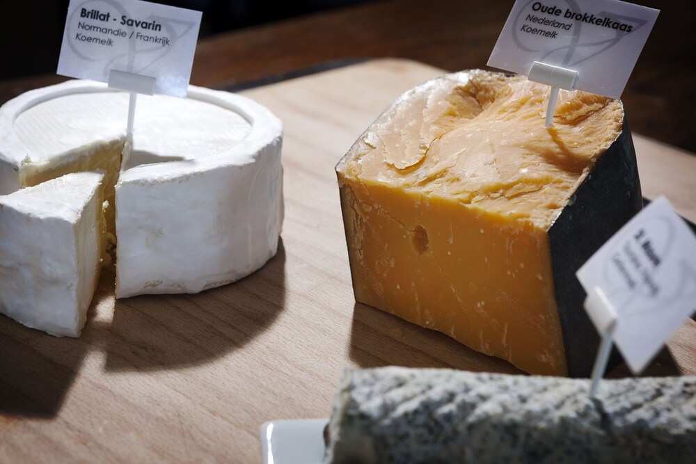 hotel restaurant valuas