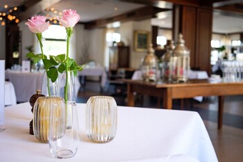 hotel restaurant valuas