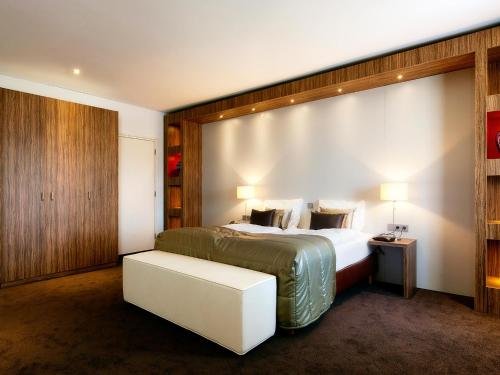 hotel restaurant valuas