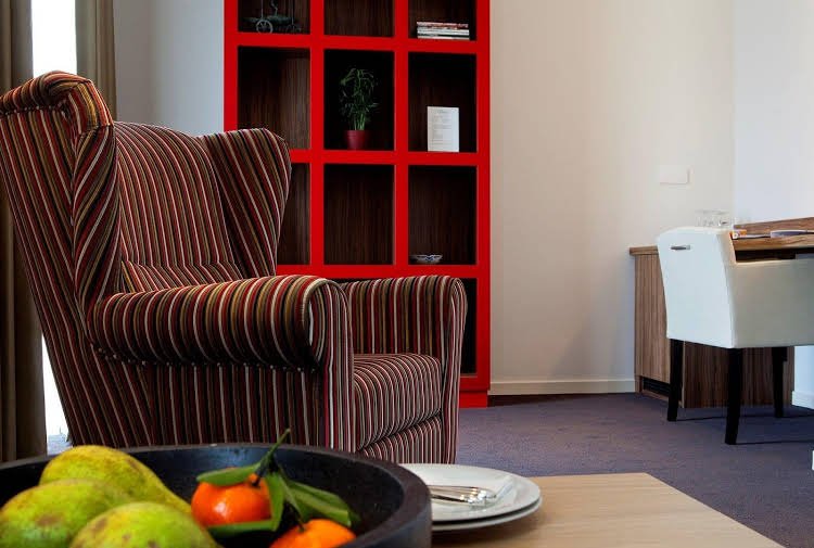 hotel restaurant valuas