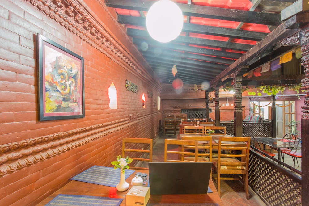 hotel encounter nepal