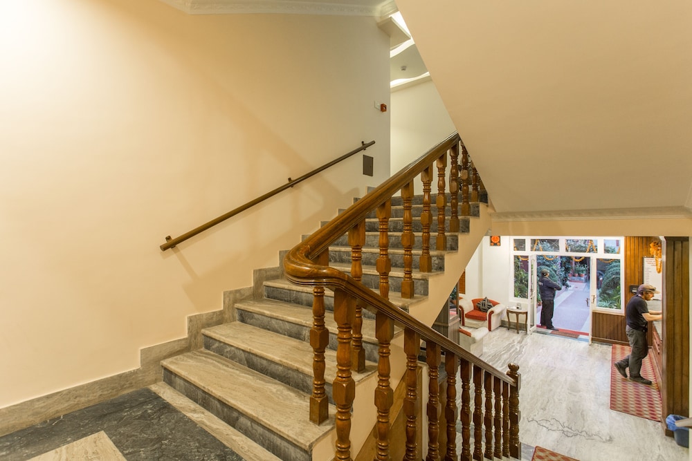 hotel encounter nepal