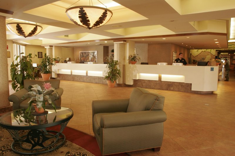 maingate lakeside resort