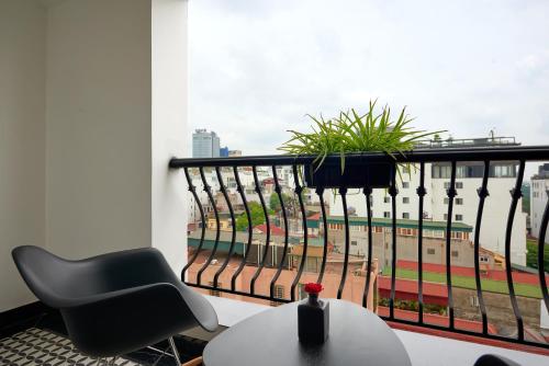 la siesta premium hang be