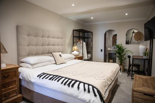 sea castle hotel camps bay