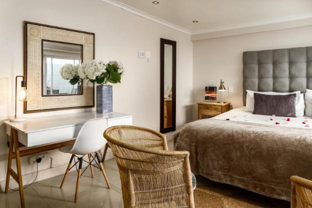 sea castle hotel camps bay