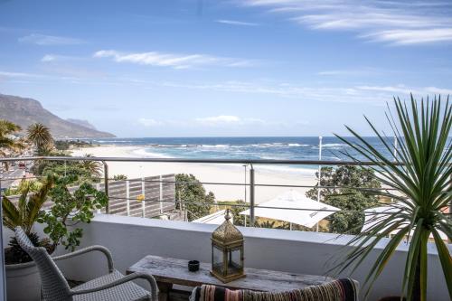 sea castle hotel camps bay