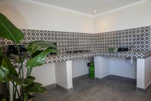 sea castle hotel camps bay