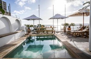 sea castle hotel camps bay