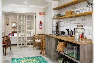 sea castle hotel camps bay