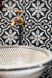 sea castle hotel camps bay