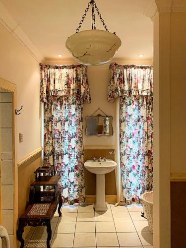 sherwoods country house
