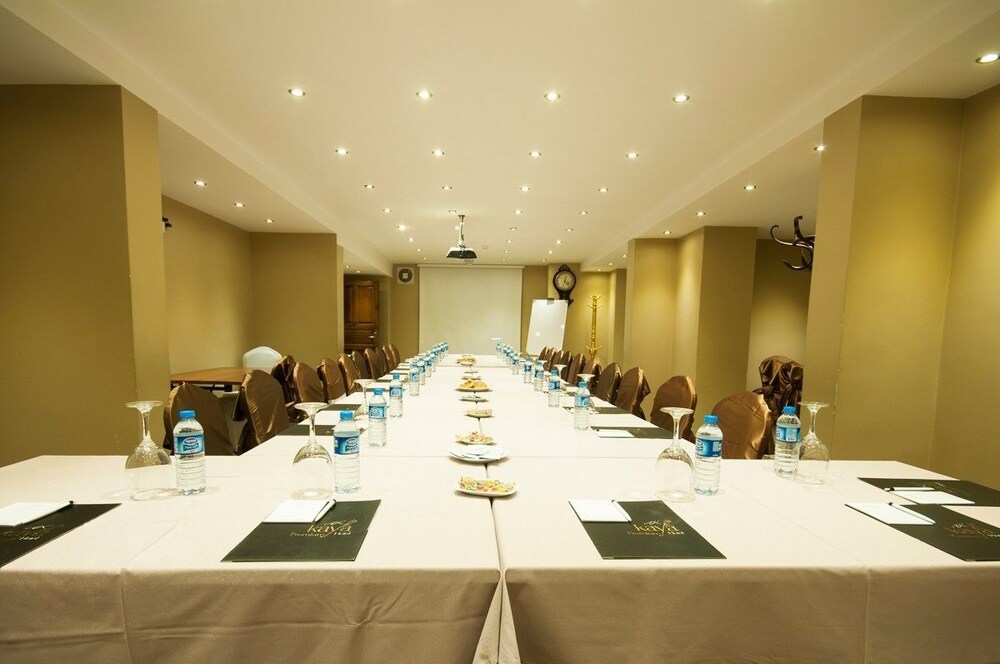 kaya premium hotel