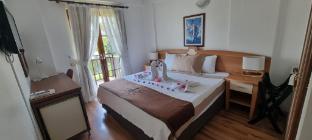efe hotel gocek